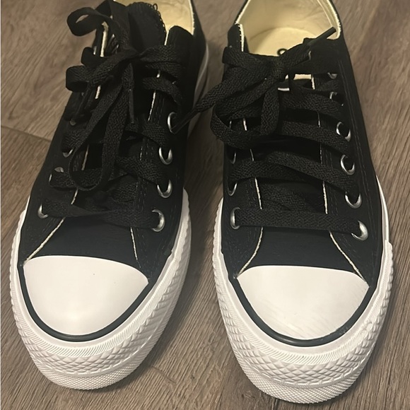 Converse Platform Sneakers (Almost Brand New) - Picture 2 of 4
